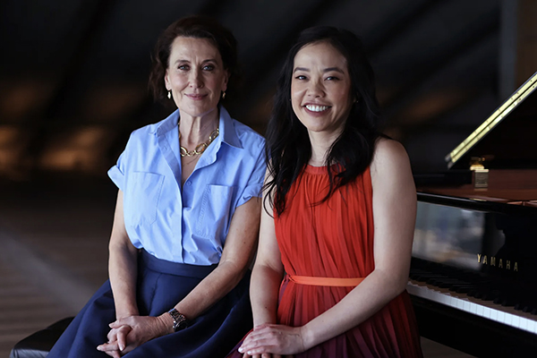 1999_Andrea Lam_Virginia Trioli_WID_600x400